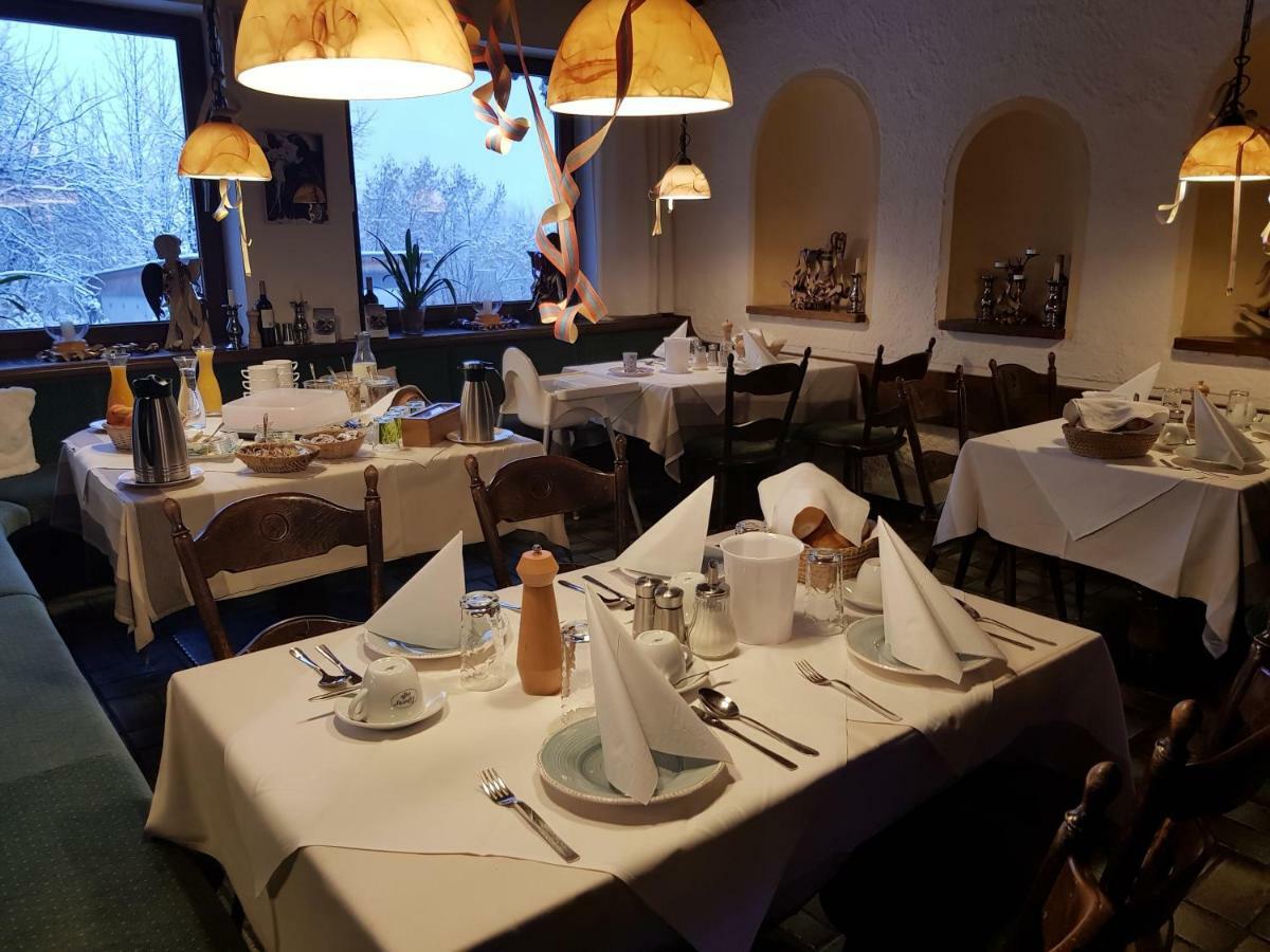 Pension - Restaurant Jaegerwinkl Rettenberg Exterior photo